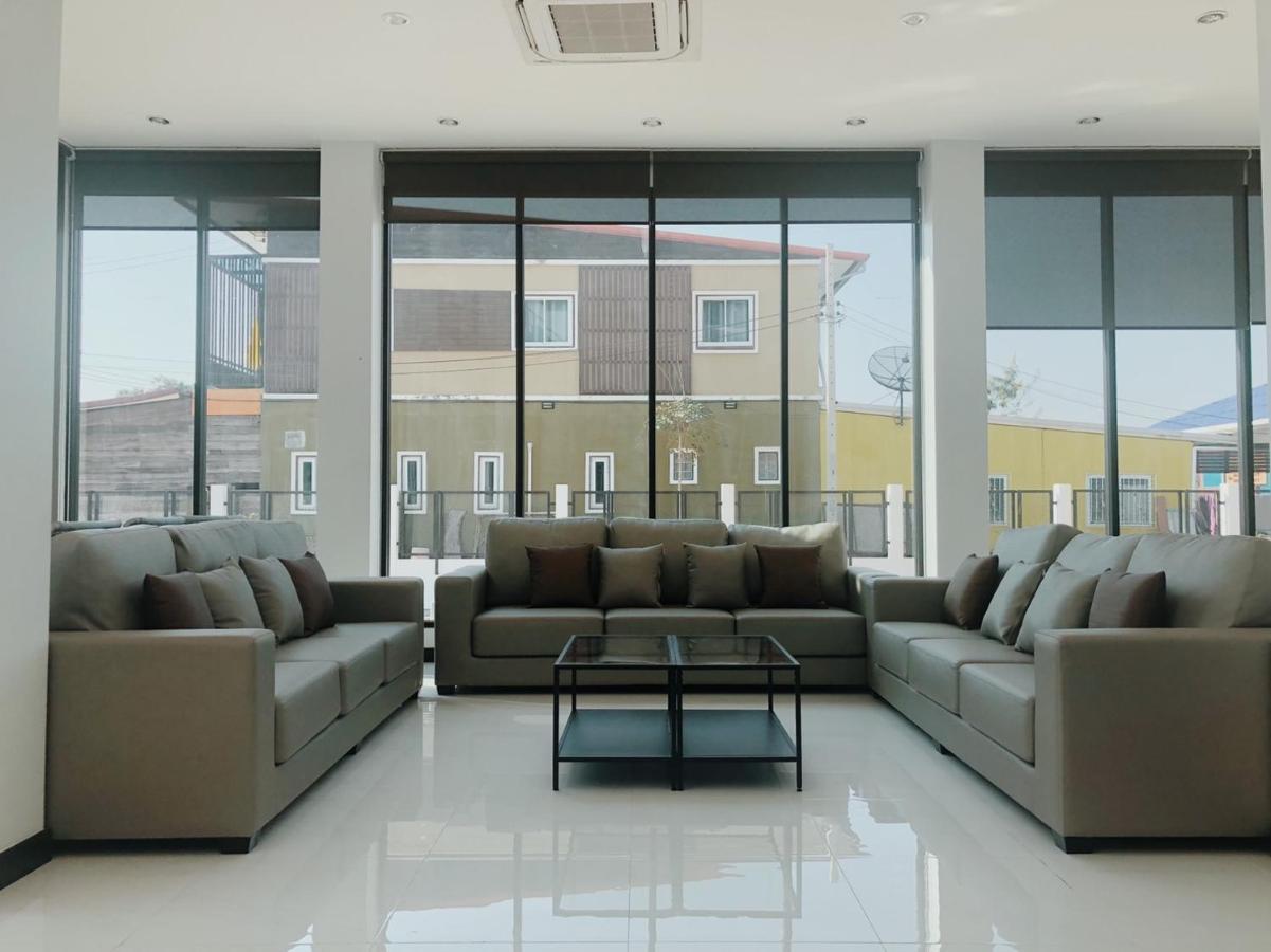 T-Nee Hotel@Udon Удон-Тхани Экстерьер фото