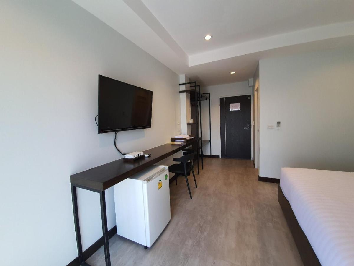 T-Nee Hotel@Udon Удон-Тхани Экстерьер фото